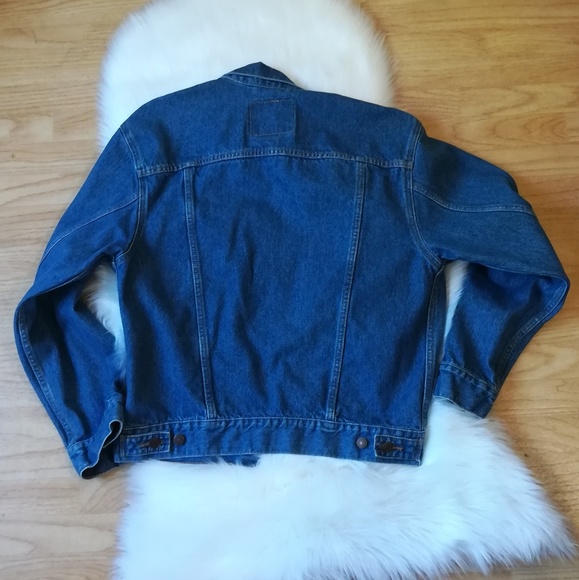 Levi's denim relaxed trucker jacket - Picture 4 of 7